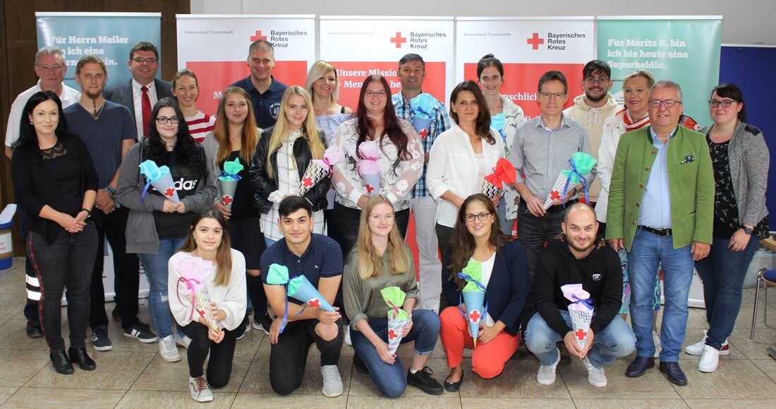 Tirschenreuth. 20 Auszubildende starten beim Kreisverband Tirschenreuth im Bayerischen Roten Kreuz (BRK) zum 1. September und 1. Oktober ihre Ausbildung in zukunftsorientierten Berufsfeldern des Gesundheits-, Sozial- und Rettungswesens. Zum Start [&hellip;]