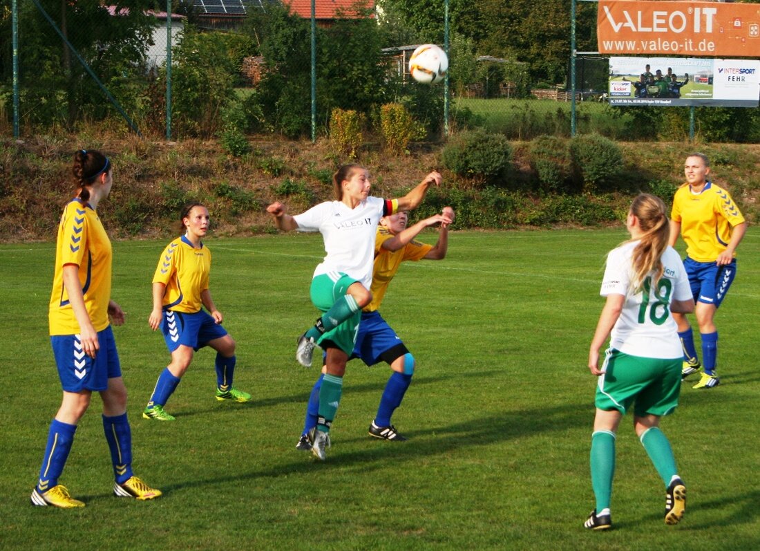 Neudorf. Unnötig spannend machten es am Samstag die Landesliga Frauen des TSV Neudorf mit dem 3:2 Erfolg im ersten Heimspiel der Saison gegen den SV Frensdorf. Von Vera Maruhn Bereits [&hellip;]