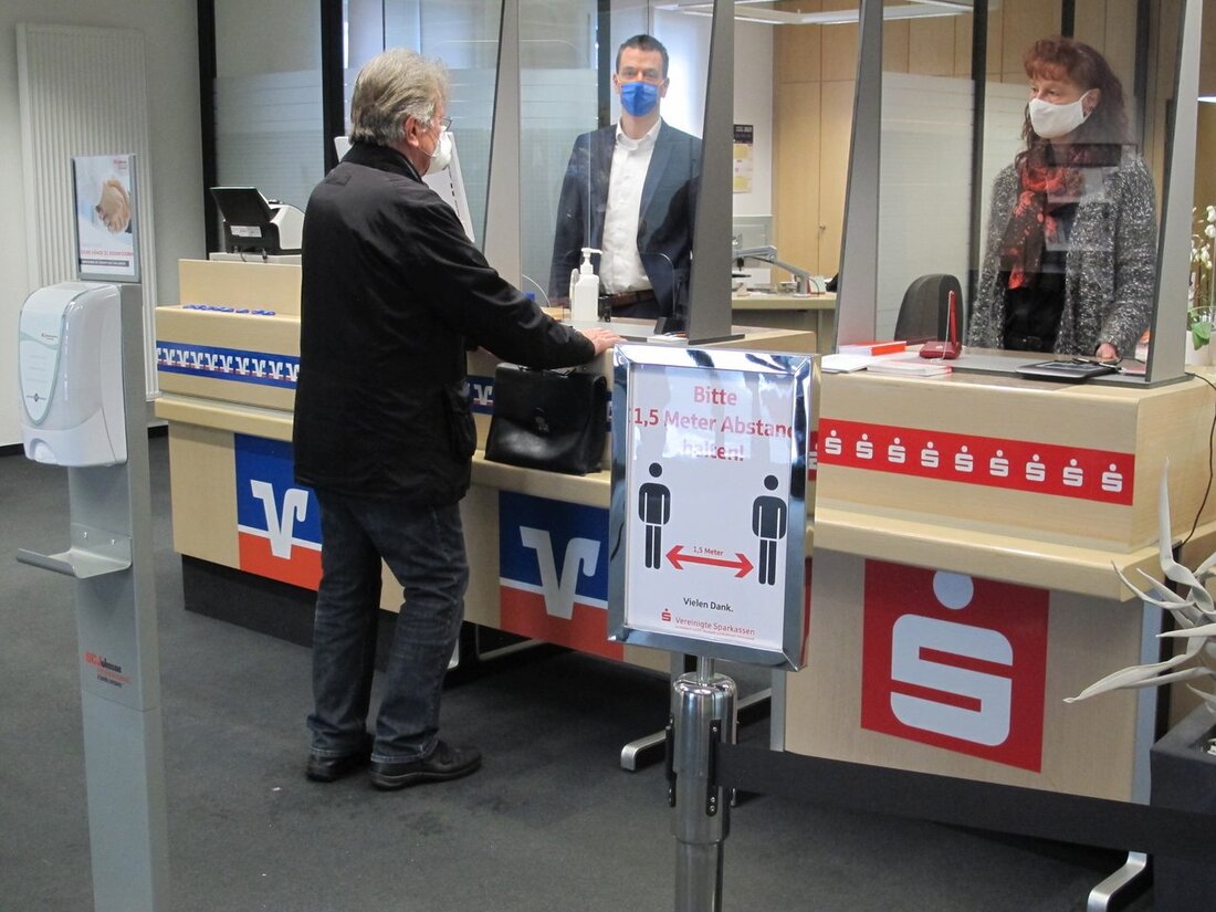 Weiherhammer. Seit Ende Dezember arbeiten Mitarbeiter der Raiffeisenbank und der Sparkasse in Weiherhammer unter einem Dach. Wie läuft das eigentlich?  Von Karl Seiler  Seit dem 21. Dezember 2020 betreiben die Vereinigte [&hellip;]