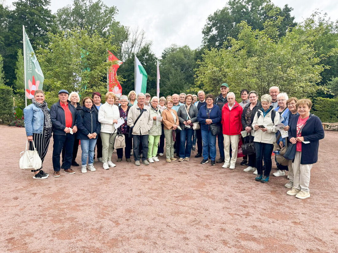 Tirschenreuth/Furth im Wald. Über 30 Seniorenbeauftragte und Quartiersmanager aus dem Landkreis Tirschenreuth besuchten am 22. Juli 2025 die Landesgartenschau in Furth im Wald. Trotz wechselhaftem Wetter bot der Ausflug viele Eindrücke und diente als Impuls für eigene Projekte.