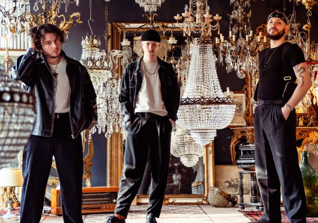 Schwandorf. Große Kreisstadt Schwandorf/Kulturamt richtet die Veranstaltung im Schwandorf, Kulturkeller aus und übernimmt als Gastgeber Organisation und Durchführung vor Ort. Ein Ticket erhalten Interessierte bequem online auf okticket.de.