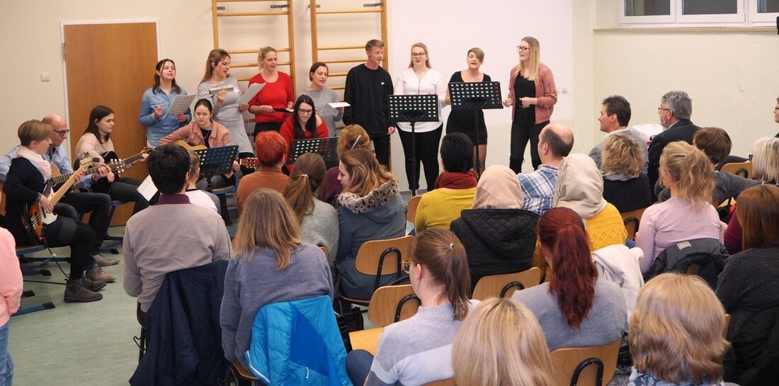Neustadt/WN. Wenn sich die Nachfrage zu der neuen Qualifizierung für die Betreuung der Grundschulkinder in die Tat umsetzen lässt, dann kommt auf das Staatliche Berufliche Schulzentrum in Neustadt einiges zu. [&hellip;]