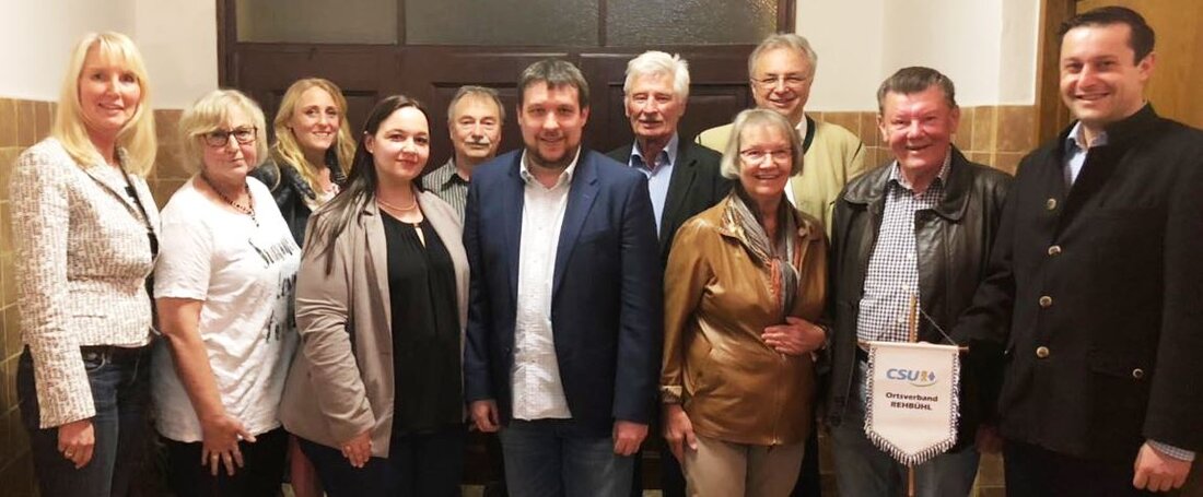 Weiden. Der Ausbau der Prößlstraße, die Umgestaltung des Kolpingplatzes, das Einkaufszentrum „NOC“ und die Parkanlage an der Seltmann-Villa, deren Verwirklichung und Bedarf als sehr gering eingestuft wird: Das waren Themen, die [&hellip;]