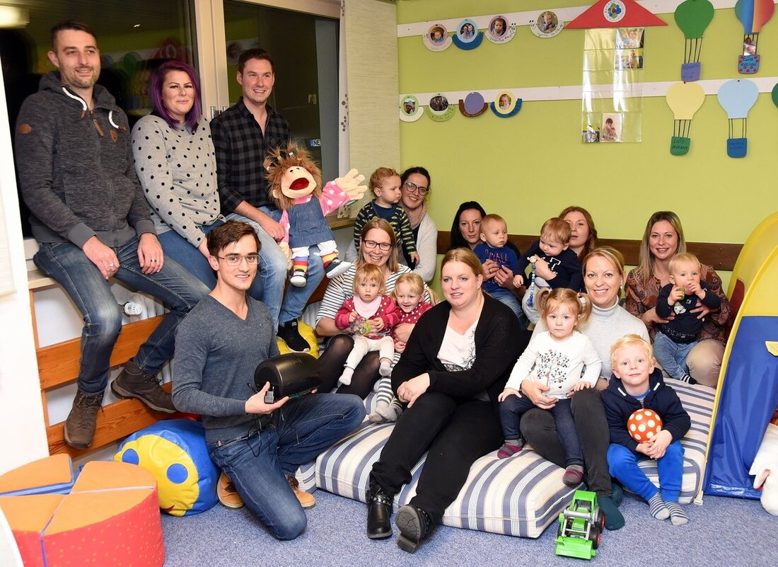 Neustadt/WN. Sogenannte Therapiepuppen können helfen die Kreativität von Kindern zu fördern, machen es leichter über Probleme zu sprechen oder bringen Trost und Ablenkung. Und vor allem kann das Spiel mit [&hellip;]