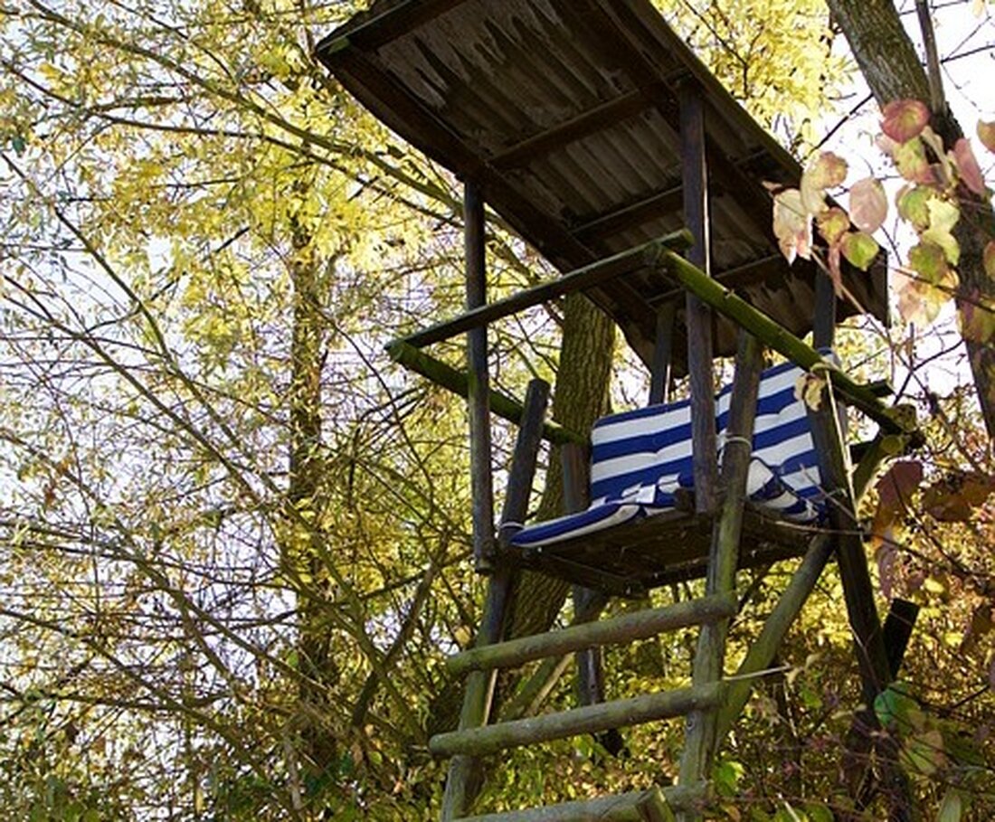 Waldsassen/Hundsbach. Nicht niet- und nagelfest war wohl ein mobiler Jagdhochsitz in Hundsbach: Jemand hat den Hochsitz kurzerhand gestohlen.  Mit solchen Meldungen hat die Polizei wirklich nicht alltäglich zu tun. Im [&hellip;]