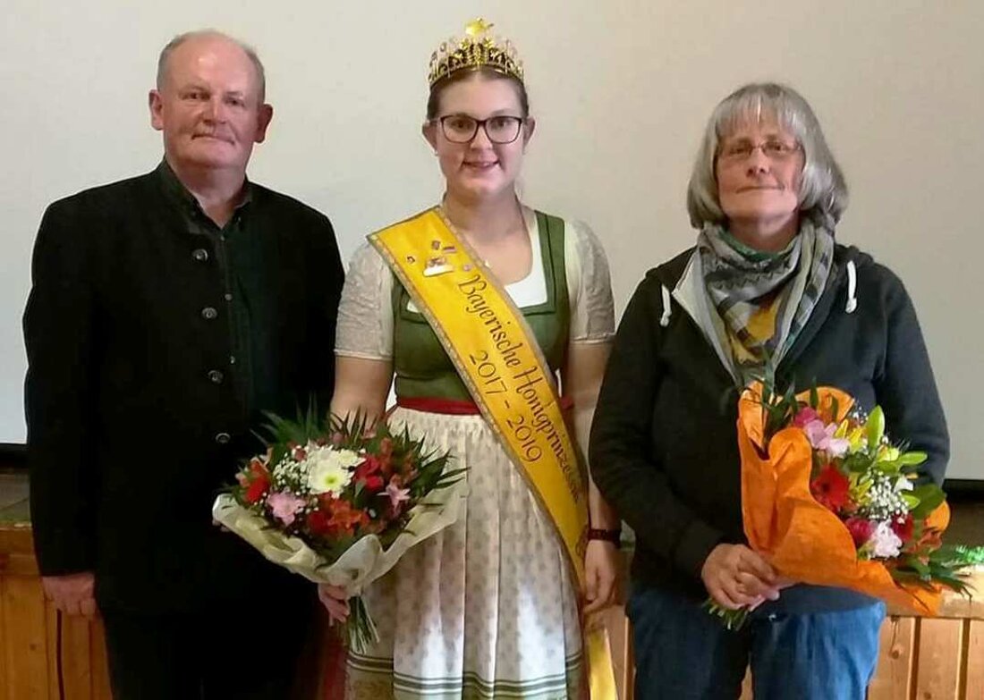 Weiden. Die Vorsitzende Erika Brandl konnte in der Jahreshauptversammlung im März des Imkervereins Weiden und Umgebung über weiteren Zulauf berichten. Die Mitgliederzahl ist aufgrund der umfassenden Schulungsangebote für Jungimker auf [&hellip;]