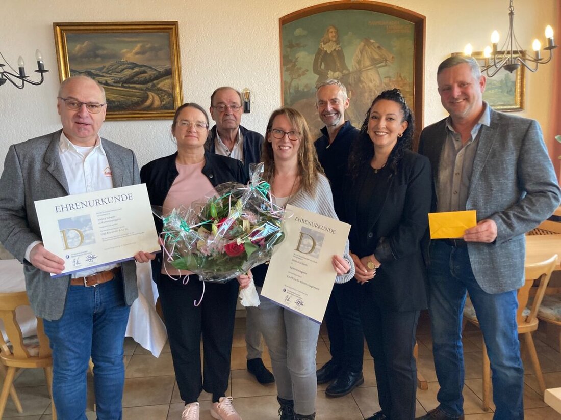 Leuchtenberg/Wieselrieth. Jessica Scherm aus Pirk wurde zur Kammersiegerin bei der Deutschen Meisterschaft im Handwerk gekürt und erhielt eine Ehrenurkunde. Ihr Ausbildungsbetrieb, die Firma Liegl-Bau GmbH & Co. KG, wurde ebenfalls ausgezeichnet.