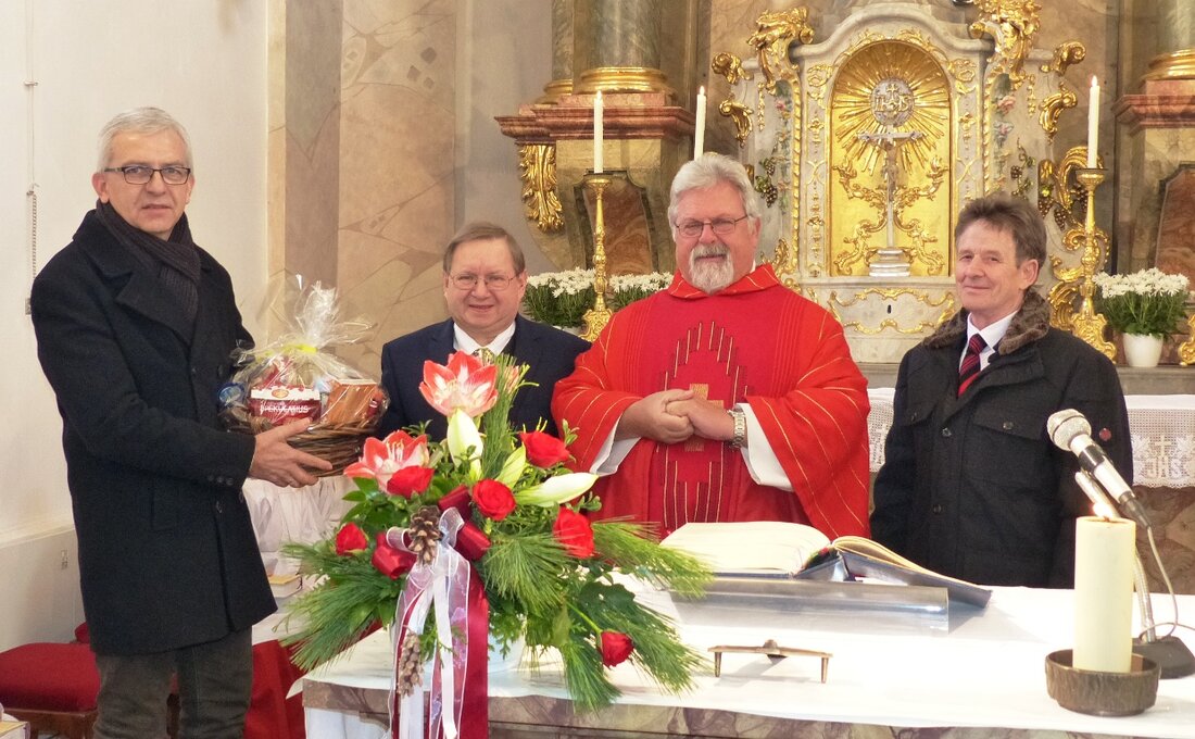 Neudorf bei Luhe. Ein halbes Menschenleben spielt Johann Spindler aus Luhe inzwischen die die Kirchenorgel in Neudorf. Am Barbarafest wurde der fleißige Organist von Pfarrer Arnold Pirner und Kirchenpfleger Gerhard [&hellip;]