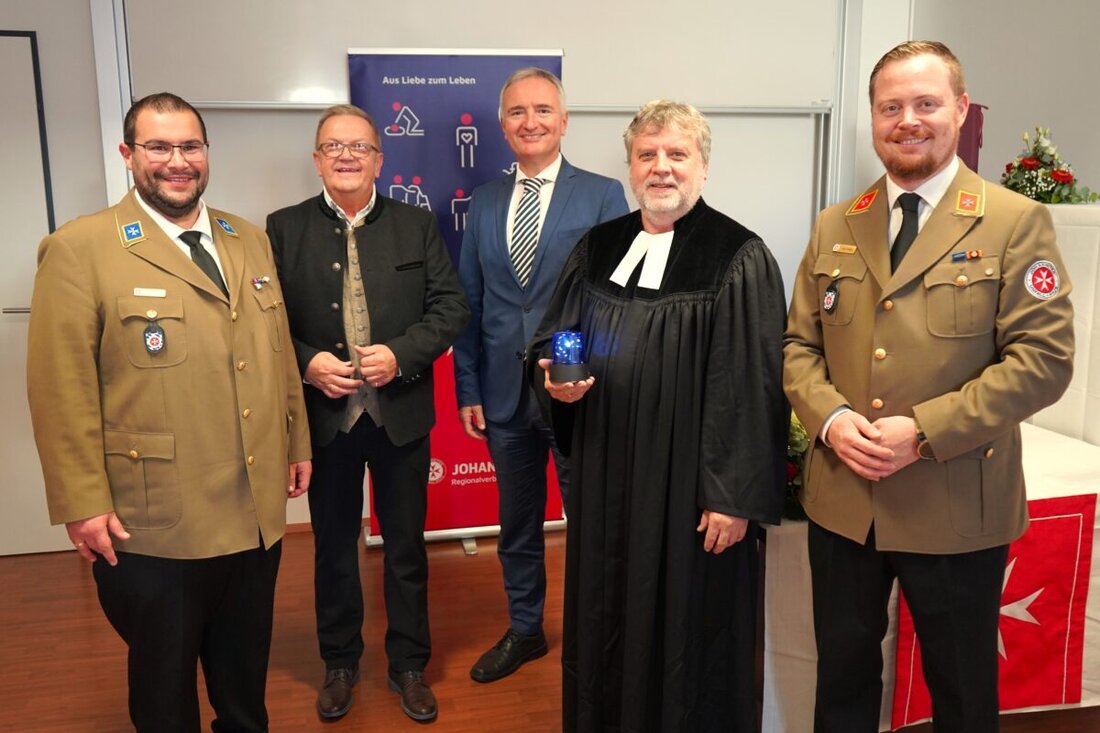 Amberg. Die Johanniter haben ihre neue Dienststelle in der Fleurystraße 5a eingeweiht. Zur Feier am 30. Oktober kamen Gäste; die Geschäftsstelle bündelt Hausnotruf, Erste Hilfe, Menüservice und Fahrdienst unter einem Dach.