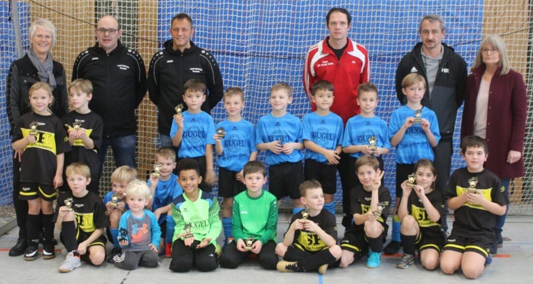 Grafenwöhr. Auch kleine Fußballer fordern großes Engagement. Im Jugendfußball steckt das ganze Herzblut von Trainern und Betreuern. Die Stadt Grafenwöhr schätzt das – und zeigte das jetzt auch beim Neujahrsturnier.  [&hellip;]