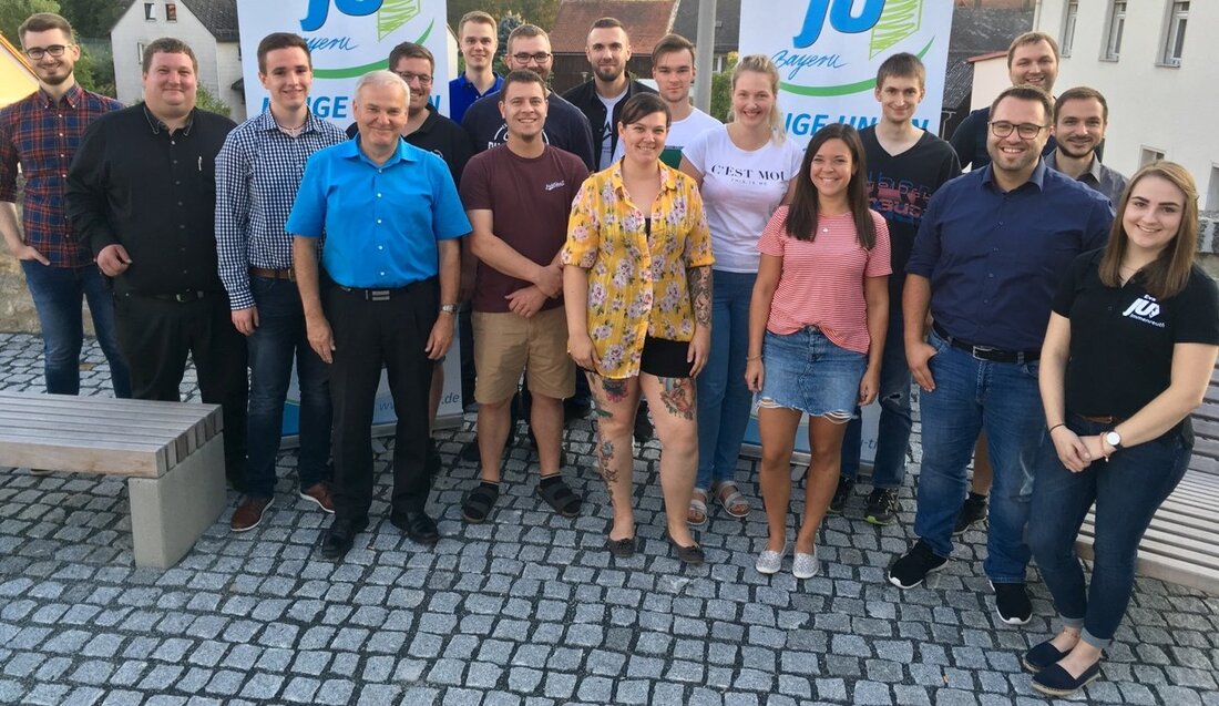 Tirschenreuth. Die Kommunalwahl und Windkraft sind Themen, die die Junge Union bei ihrer Kreisausschussitzung besprechen.  Die Junge Union zieht für das Jahr 2019 positive Bilanz: Mit Christian Doleschal sei es [&hellip;]