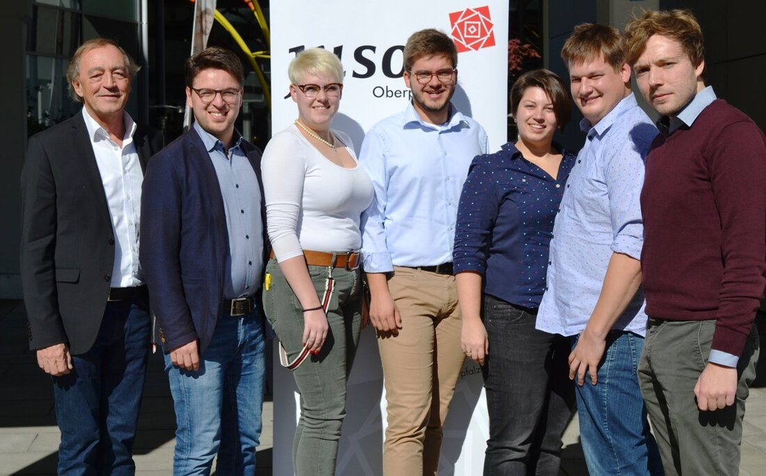 Weiden. Die Jusos Oberpfalz haben am vergangenen Wochenende auf ihrer Bezirkskonferenz einen neuen Vorstand gewählt. Neuer Vorsitzender ist Simon Grajer. Simon Grajer aus Weiden löst Peter Strahl (Burglengenfeld) als Vorsitzenden [&hellip;]