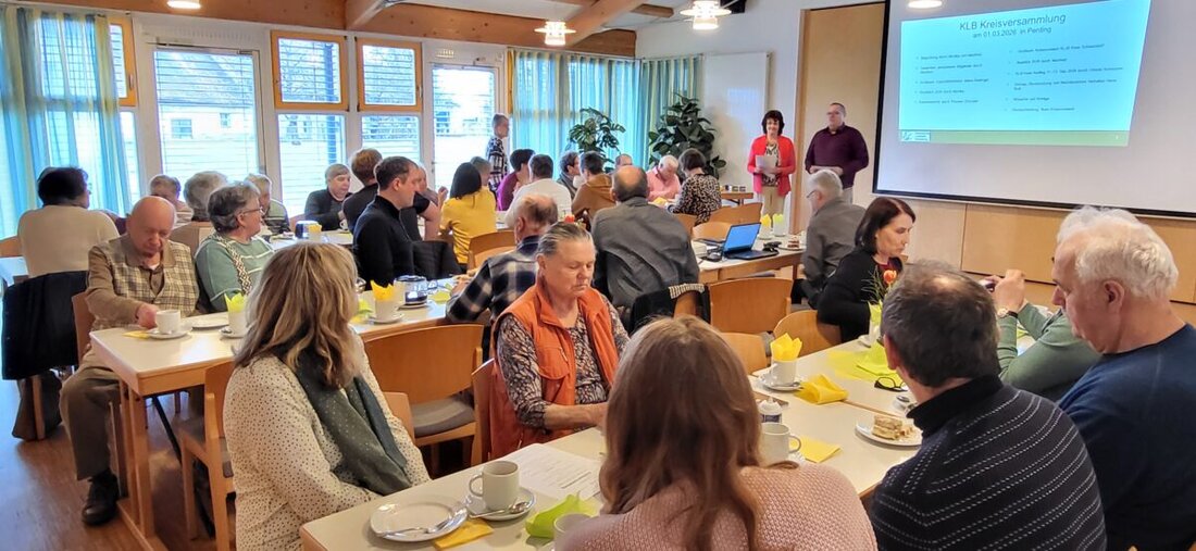 Penting. Am 1. März 2025 traf sich die Katholische Landvolkbewegung zur Kreisversammlung im Pfarrheim. Es gab Rückblick und Planungen, einen Vortrag zu flexiblen Stromtarifen und eine Spende von 500 € für ein Senegal-Projekt.