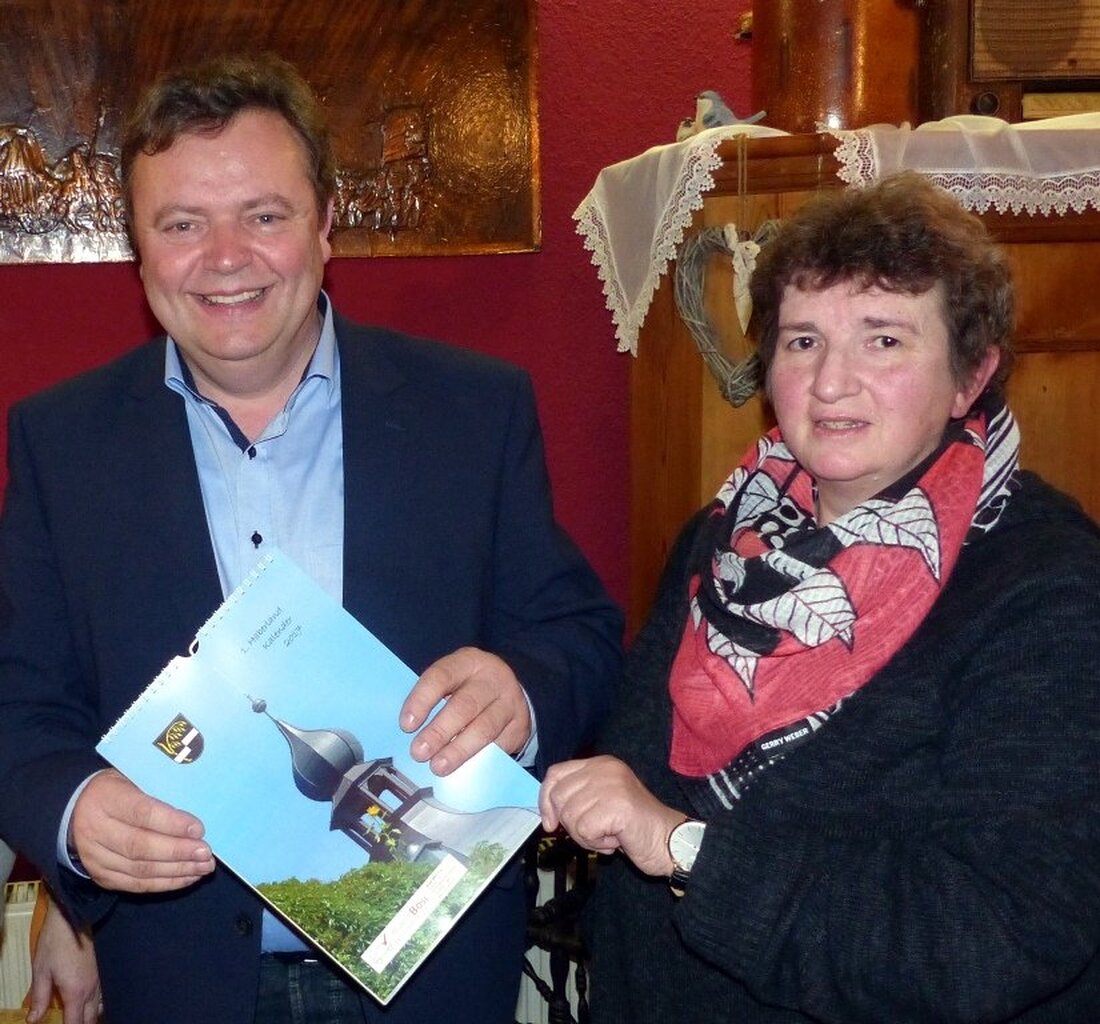 Kirchendemenreuth. Ilse Hauer hatte eine besondere Idee: In vielen Gemeinden werden im Dezember Kalender für das kommende Jahr vorgestellt. Warum sollte es so eine Jahresübersicht nicht auch für Kirchendemenreuth geben? [&hellip;]