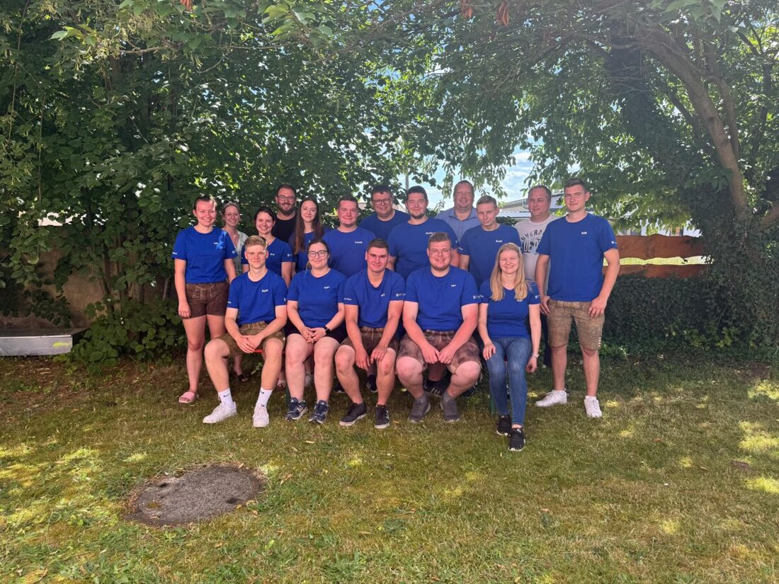 Die Gründung des Vereins Kaltenbrunner Kirwaleit erfolgte am 29. Juni mit voller Zustimmung für das Führungsteam und Satzung. Die Vorbereitungen für die Martini-Kirwa am 15./16. November sind bereits im Gange, mit Probenbeginn im September und Unterstützung aus der Gemeinschaft.