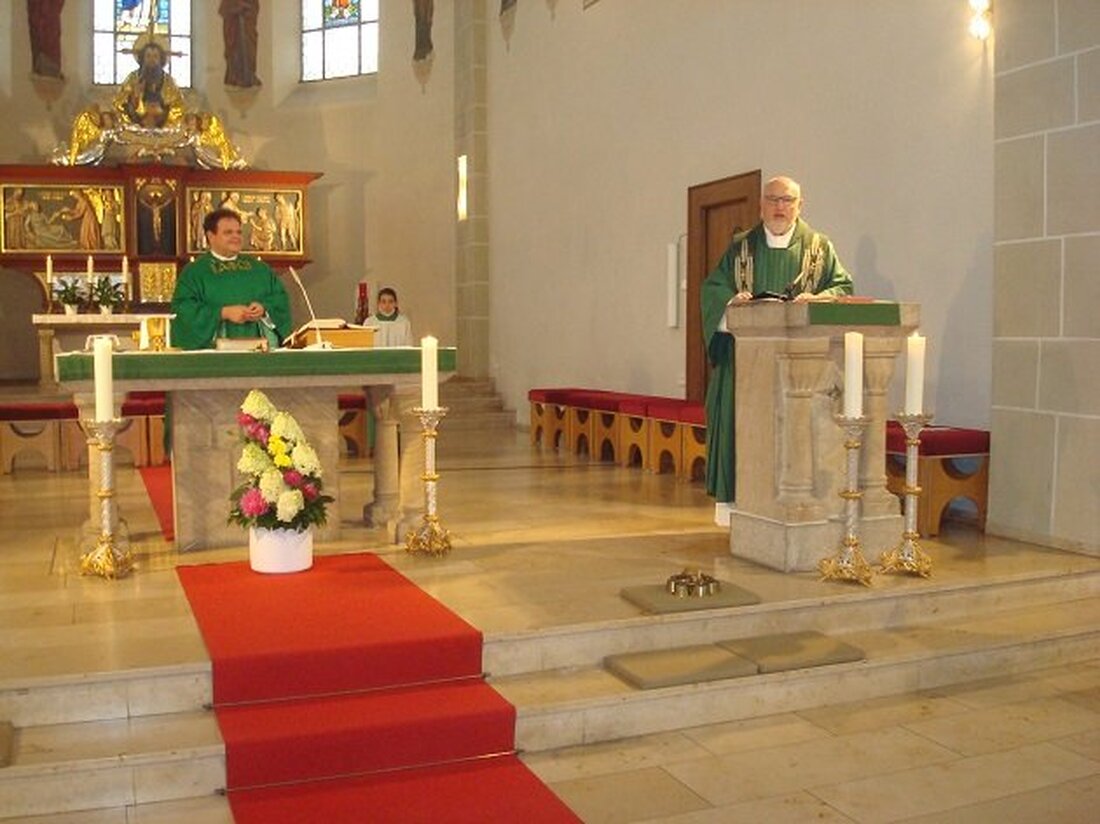 Mitterteich. Der 36 Jahre alte Daniel Schmied aus Burglengenfeld ist der neue Kaplan in der Pfarreiengemeinschaft Mitterteich, Steinmühle, Leonberg. Seit 1. September hat er seinen kirchlichen Dienst angetreten. 2017, gleich [&hellip;]