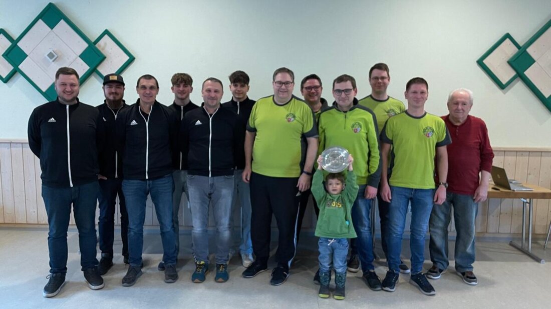 Kastl. Die Kastler Pistolenschützen sichern sich die Vizemeisterschaft in der Bayernliga Nord/Ost und qualifizieren sich für den Aufstiegskampf zur 2. Bundesliga.