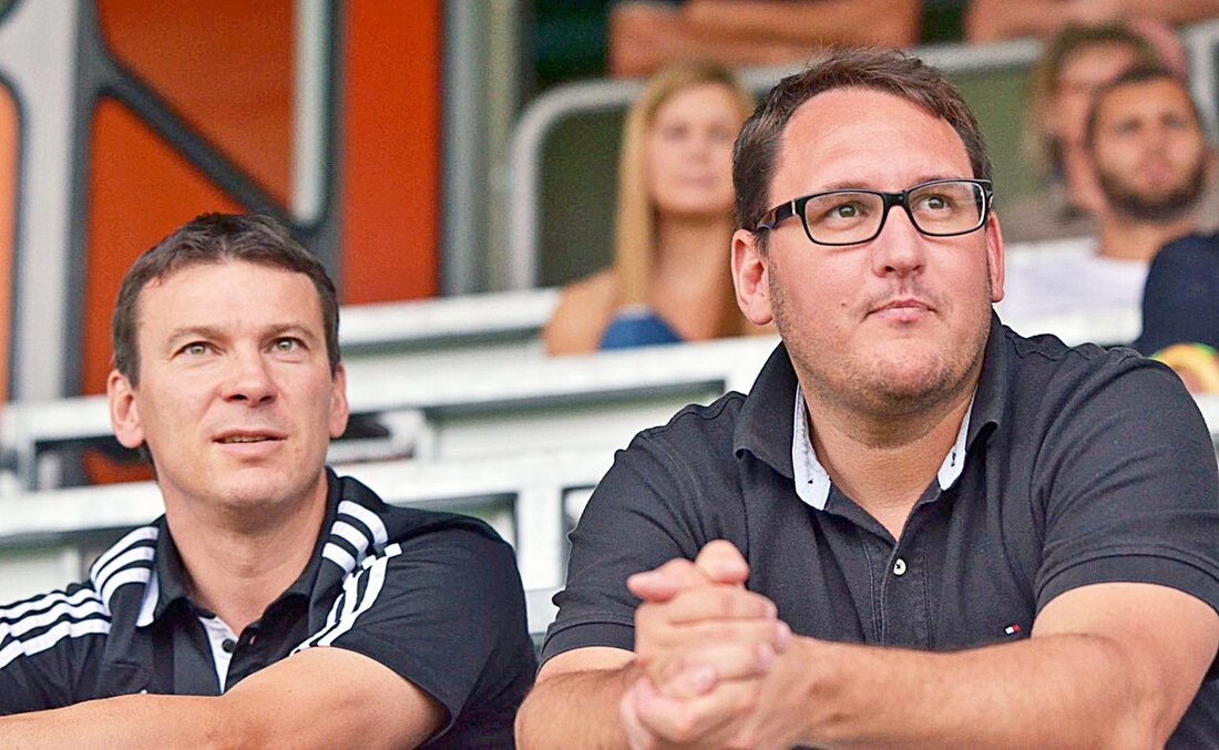 Weiden. Fußball-Bayernligist SpVgg SV Weiden ist die Mannschaft der Stunde – Sportvorsitzender Philipp Kaufmann traut der Truppe noch einiges zu. Von Stephan Landgraf Was für eine Serie, die der Fußball-Bayernligist [&hellip;]