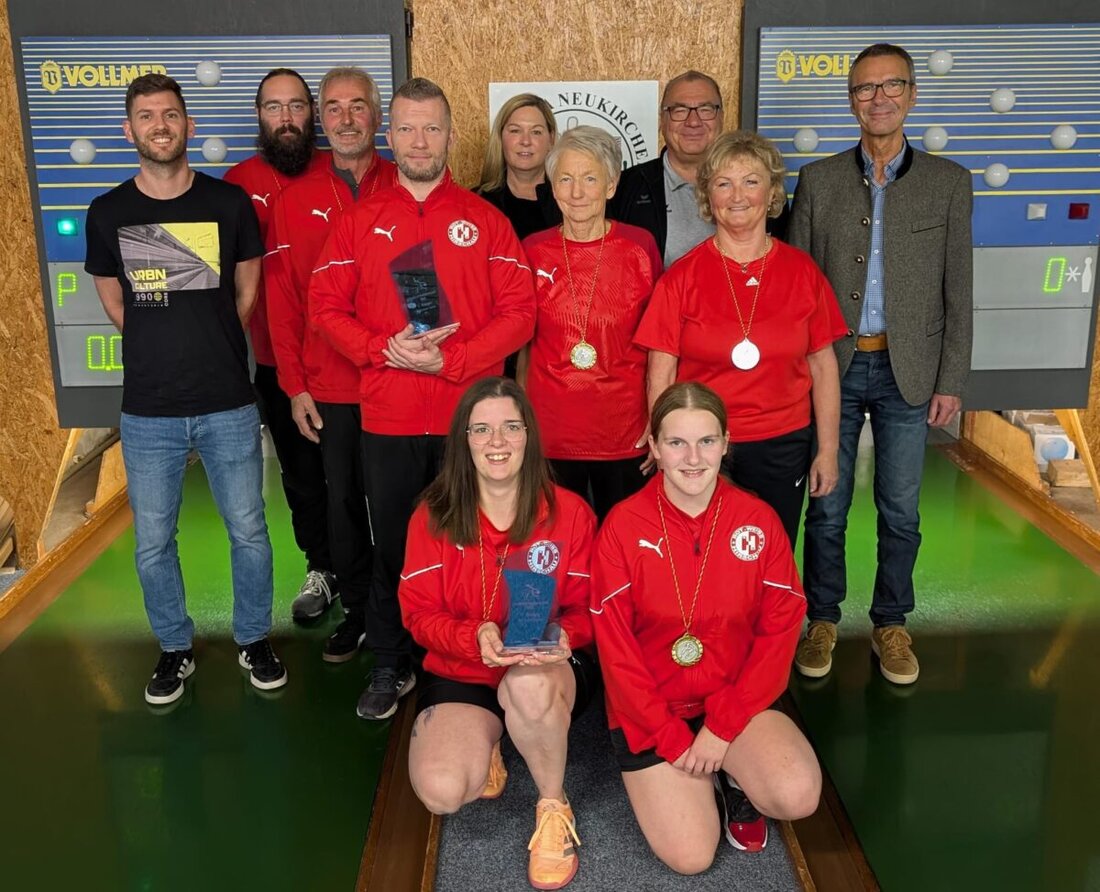 Amberg-Sulzbach. Der Sportkegelklub Fortuna Neukirchen richtete die 38. Landkreismeisterschaft aus. Rot-Weiss Hirschau siegte vor FAF Hirschau und SKK Etzelwang. Bei den Damen gewann GH Fensterbach vor Rot-Weiss Hirschau und Fortuna Neukirchen I.