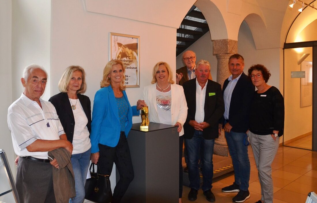 Weiden. Wo wenn nicht in der Porzellanstadt Weiden ist das Keramikmuseum zu Hause? Der Vertrag des Internationalen Keramikmuseums in Weiden ist aktuell gekündigt. Viele machen sich für den Fortbestand stark.  Es [&hellip;]
