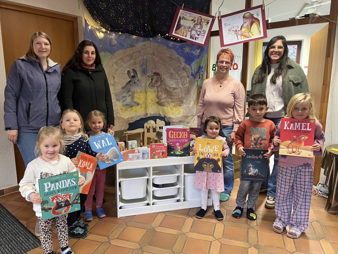 Pressath. Zweimal im Jahr findet in der Stadthalle ein Kinderbasar statt. Beim Herbst-/Winterbasar war wieder ein großes Angebot zur Freude der vielen Interessenten.