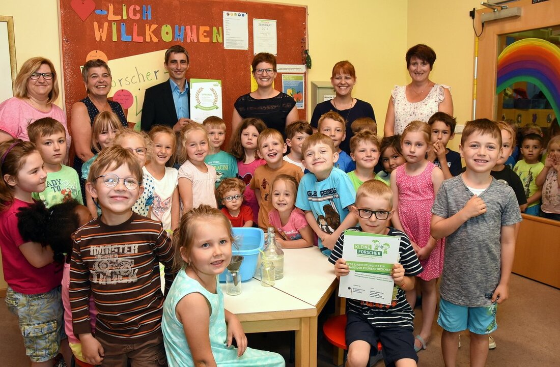 Neustadt/WN. Zwei Jahre lang haben alle Gruppen des Kindergartens St. Martin fleißig geforscht. Um mit spielerischen Versuchen erste physikalische Erkenntnisse zu erlangen, hat die Kindertageseinrichtung extra eine Forscherecke eingerichtet, in [&hellip;]