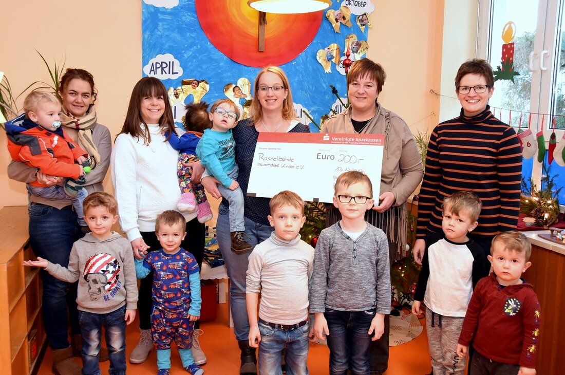 Neustadt/WN. Wiener-Semmeln und Glühwein hatte der Elternbeirat des Kindergartens St. Martin für das St.-Martin-Fest im November vorbereitet. Wegen des regnerischen Wetters musste sogar der Laternenumzug entfallen. Auch wenn Eltern und [&hellip;]