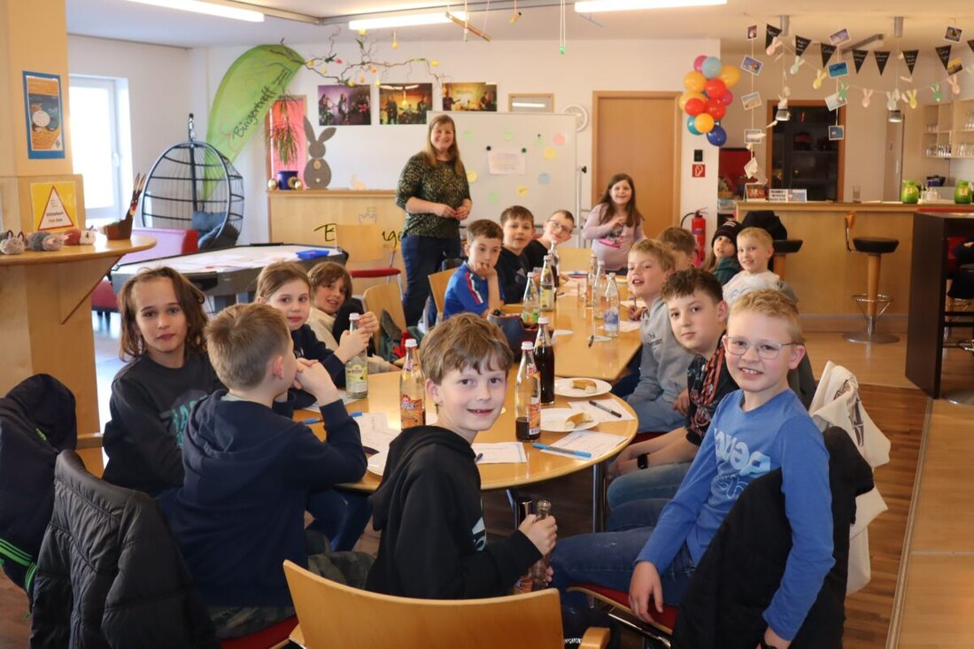 Burglengenfeld. Die erste Kinderkonferenz im Kindertreff wurde am Donnerstag erfolgreich abgehalten, wobei 18 Kinder partizipierten. Die nächste Konferenz ist für den 22. Mai geplant.