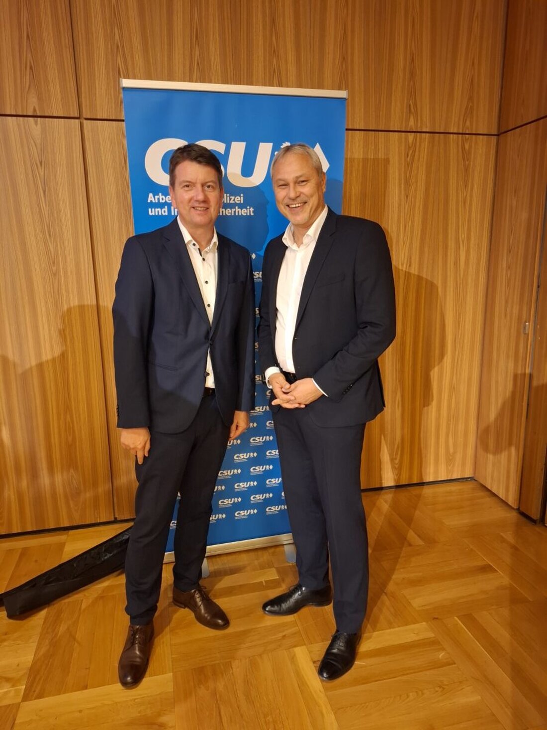 Augsburg. Sandro Kirchner bleibt Vorsitzender des CSU-Arbeitskreises Polizei, Jürgen Preisinger wurde als Beisitzer in den Landesvorstand gewählt und Sicherheit wurde als Fundament betont.