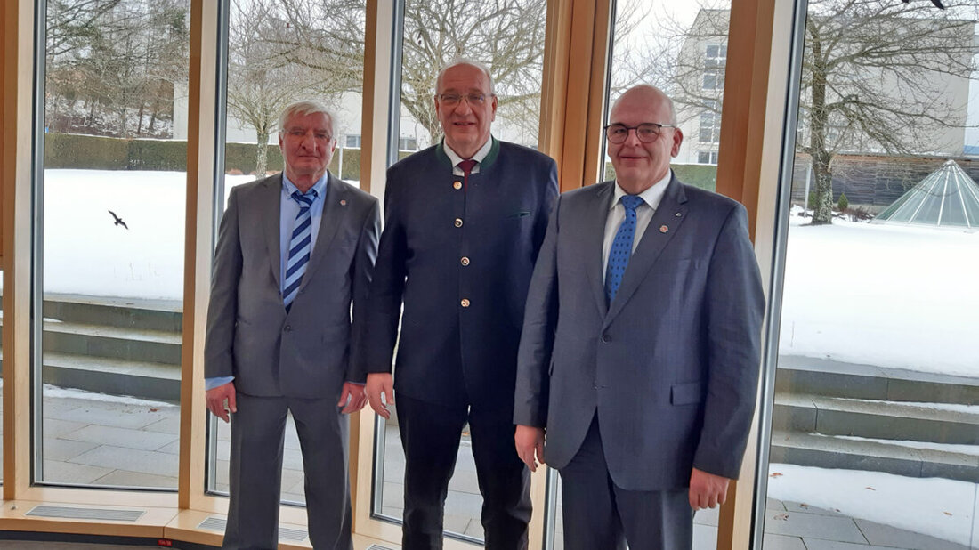 Bad Neualbenreuth/Regensburg. Einstimmig fiel das Votum in der nichtöffentlichen Verbandsversammlung des Zweckverbandes Sibyllenbad unter Leitung des Vorsitzenden, Bezirkstagspräsidenten Franz Löffler, am Mittwoch im Kurmittelhaus in Bad Neualbenreuth. 