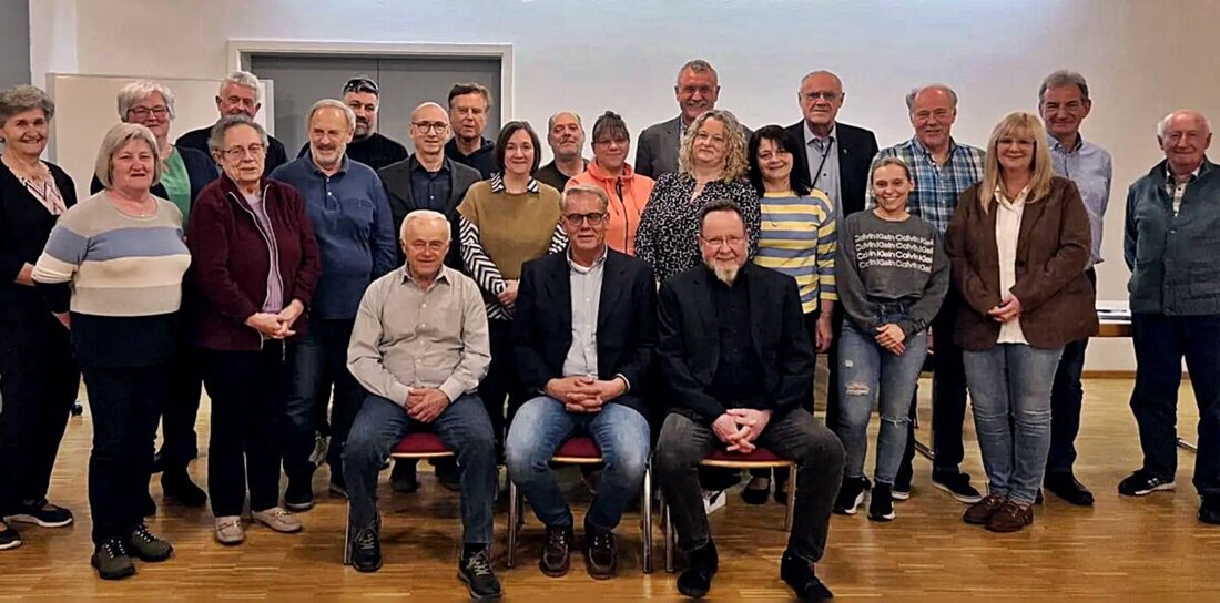 Weiden. Bei der Jahreshauptversammlung der Siedlergemeinschaft Waldrast prägten Ehrungen und Neuwahlen. 323 Mitglieder hielten Kurs; neue Ämter wurden besetzt, treue Aktive geehrt, und am 30. April lockt das Maibaumaufstellen.