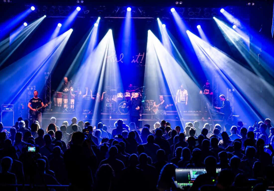 Selb. Stadt Selb - Kulturamt präsentiert im Selb, Rosenthal-Theater eine Veranstaltung für Fans hochwertiger Live-Kultur und setzt damit ein klares Zeichen für die lokale Szene. Der Ticketkauf erfolgt über die Online-Plattform okticket.de, die alle Details und eine bequeme Buchung bietet.
