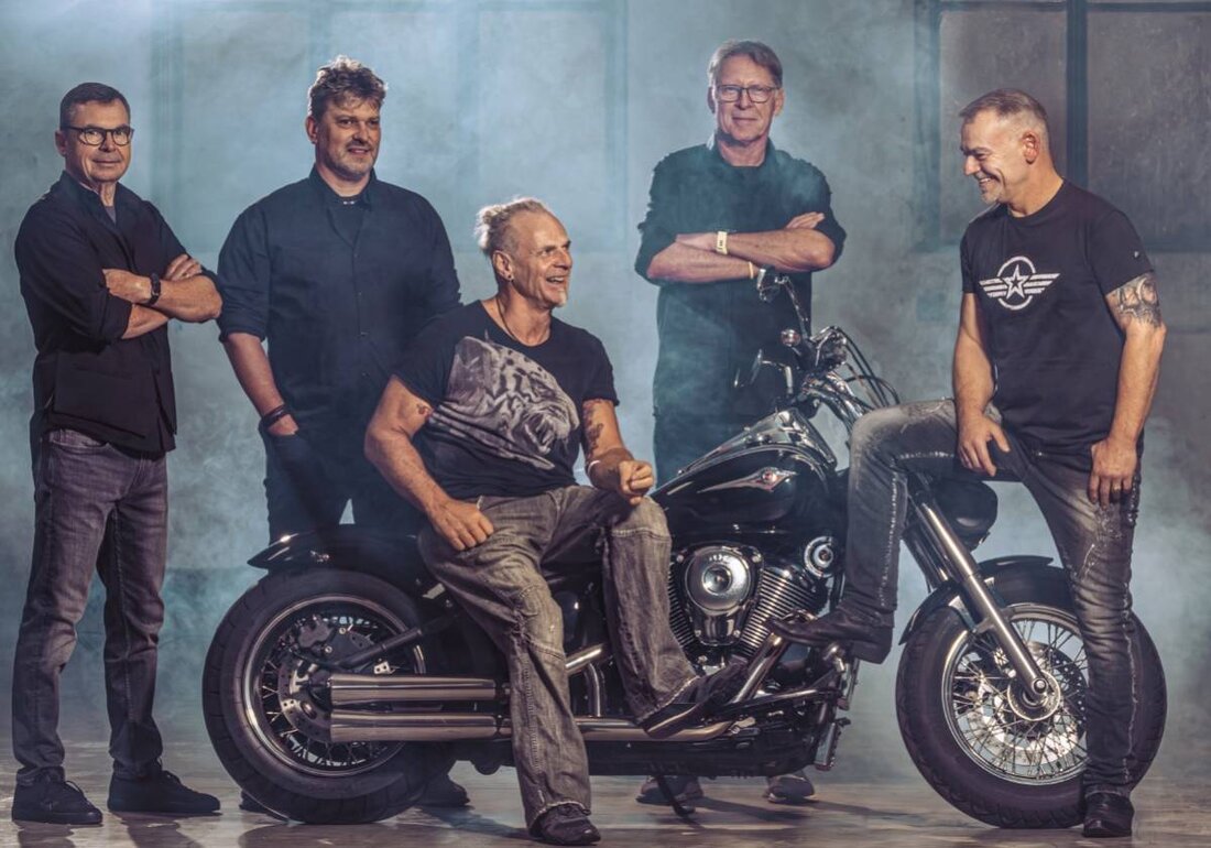 Kemnath. KEMevent lädt in Kemnath, Mehrzweckhalle - Foyer zu PETER – Tribute to Peter Maffay ein und bietet authentische Interpretationen der größten Hits in emotionaler Atmosphäre und feiert fünf Jahrzehnte Musikgeschichte. Ihr Ticket erhalten Sie auf okticket.de.