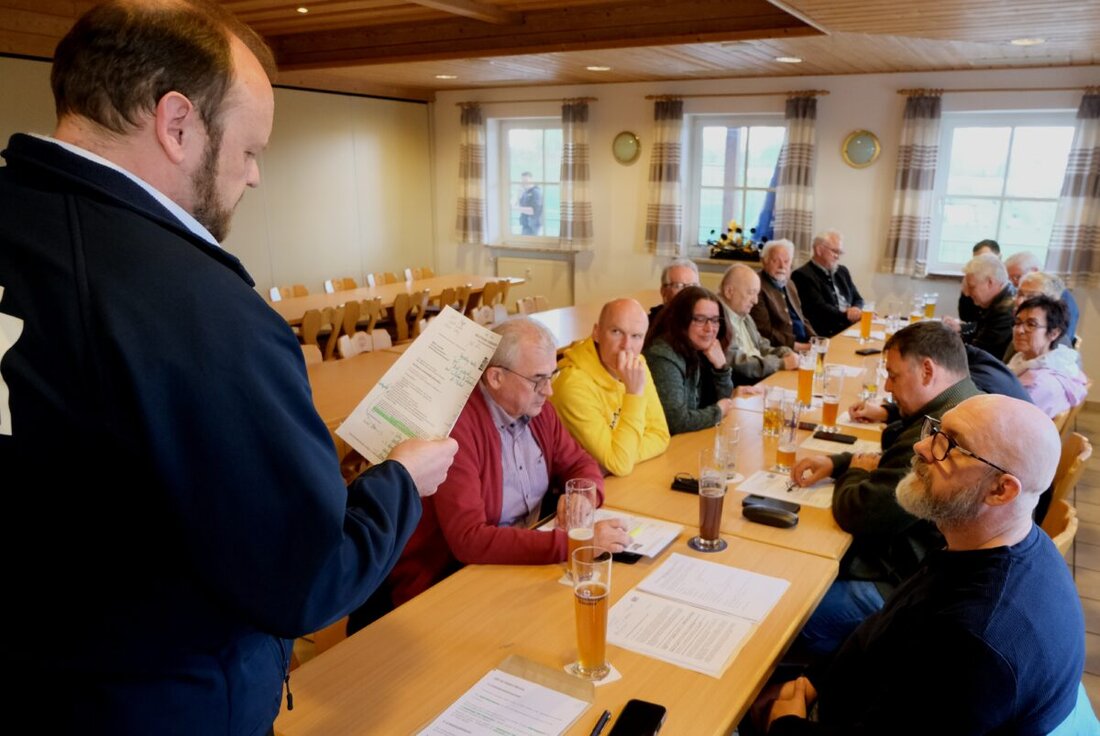 Neustadt/WN. Verkehrserziehung und Verkehrsaufklärung, die Verhütung von Verkehrsunfällen durch geeignete Maßnahmen, die Vertretung der berechtigten Interessen aller Verkehrsteilnehmer sowie Beratung – das hat sich die Kreisverkehrswacht Neustadt als gemeinnütziger Verein schon seit 1968 auf ihre Fahnen geschrieben. Dass sich bis heute daran nichts geändert hat, ist denen zu danken, die sich im Ehrenamt dieser Verpflichtung stellen, mitarbeiten und Mitverantwortung übernehmen. Frauen und Männer sind es, die diesen Dienst als Aufgabe ansehen.