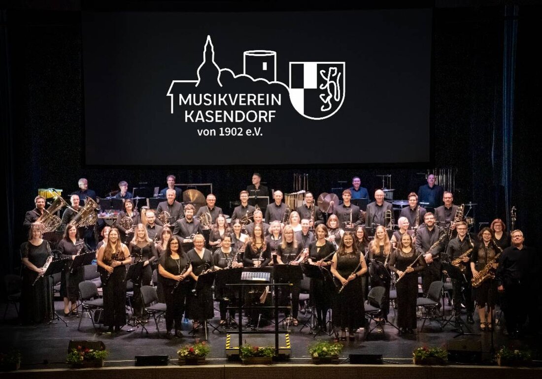 Kulmbach. Der Musikverein Kasendorf präsentiert in der Kulmbach, Dr.-Stammberger-Halle einen Abend voller Musik und lädt zu einem stimmungsvollen Erlebnis ein, das den Saal zum Klingen bringt. Das Ticket ist auf okticket.de erhältlich.