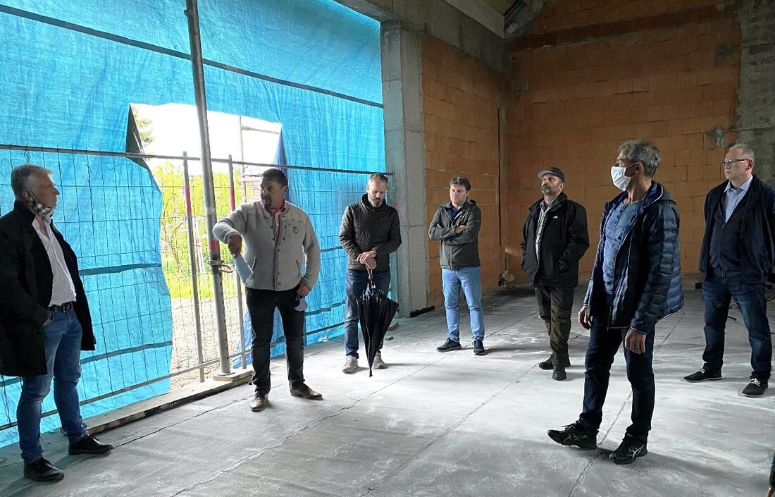 Störnstein. Deutliche Worte im Beisein der Architekten. Diese wissen sich aber zu verteidigen. Dass die Kulturscheune immer noch im Rohbau dasteht, liegt den Architekten zufolge an vollkommen unzuverlässigen Baufirmen. „Die [&hellip;]