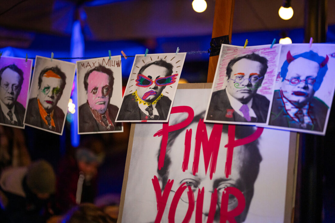 Weiden. Am Freitag, 24. Oktober 2025, von 18 bis 24 Uhr lädt der Stadtmarketing-Verein Weiden zum "Kunstgenuss bis Mitternacht" ein. Geboten sind Ausstellungen, Lesungen, Konzerte und Workshops ein.  