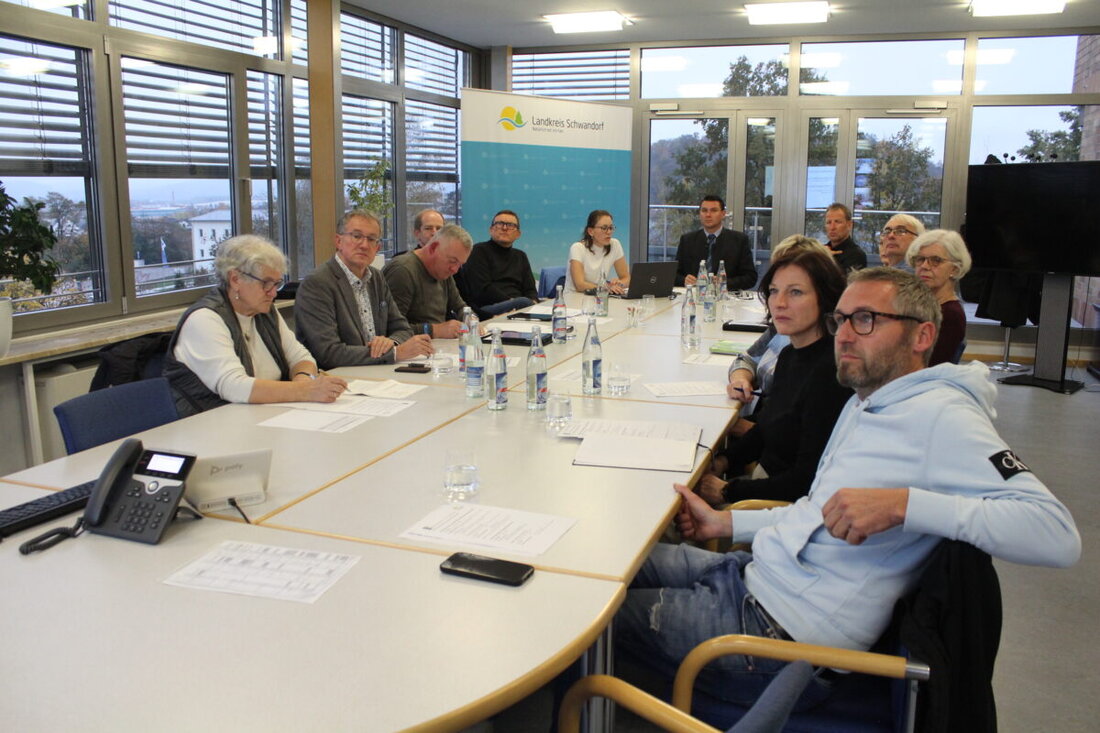 Schwandorf. Die Lokale Aktionsgruppe (LAG) hat unter dem Vorsitz des Landrats Thomas Ebeling die Förderung weiterer Projekte im Landkreis beschlossen. Finanziert werden die Projekte aus dem Europäischen Förderprogramm LEADER.