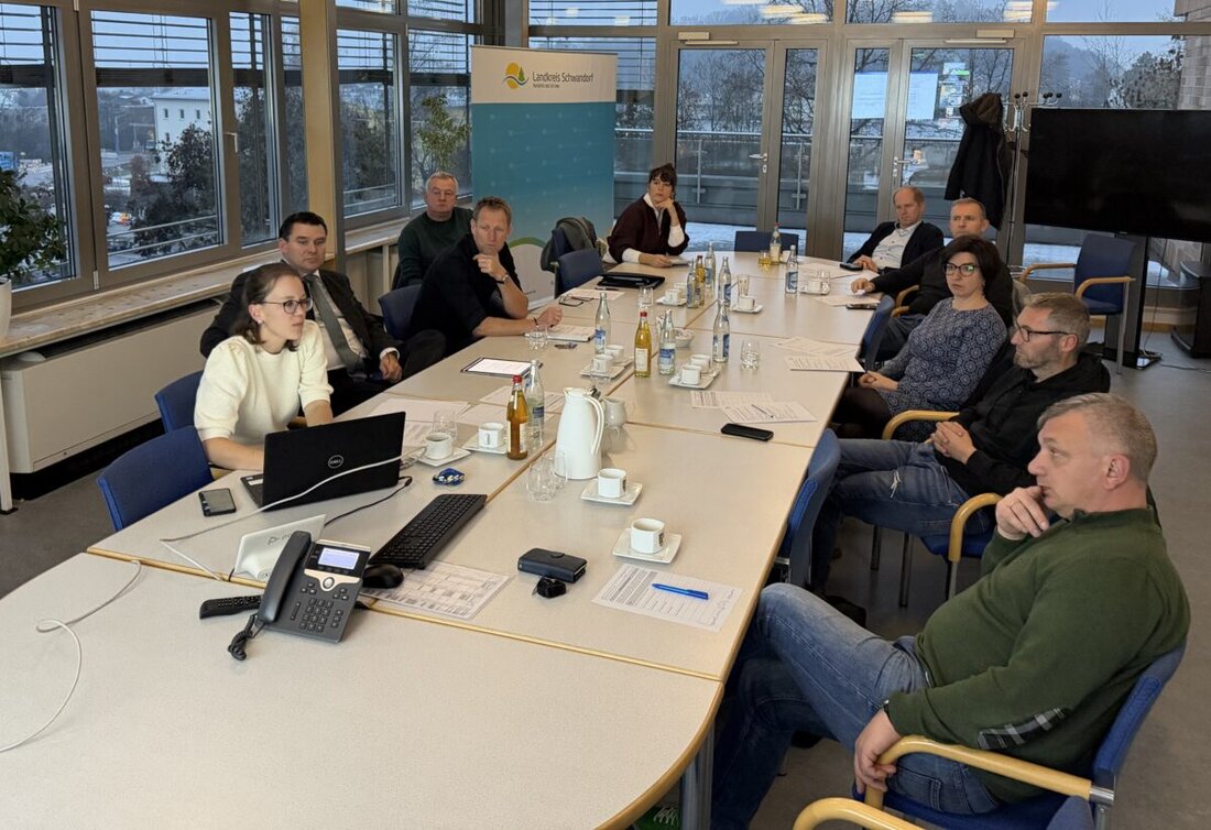 Schwandorf. Das LAG-Entscheidungsgremium hat unter Vorsitz von Landrat Thomas Ebeling EU-Zuschüsse aus LEADER für sechs neue Projekte beschlossen. Zudem erhielten vier Kleinstprojekte im Bürgerengagement grünes Licht.