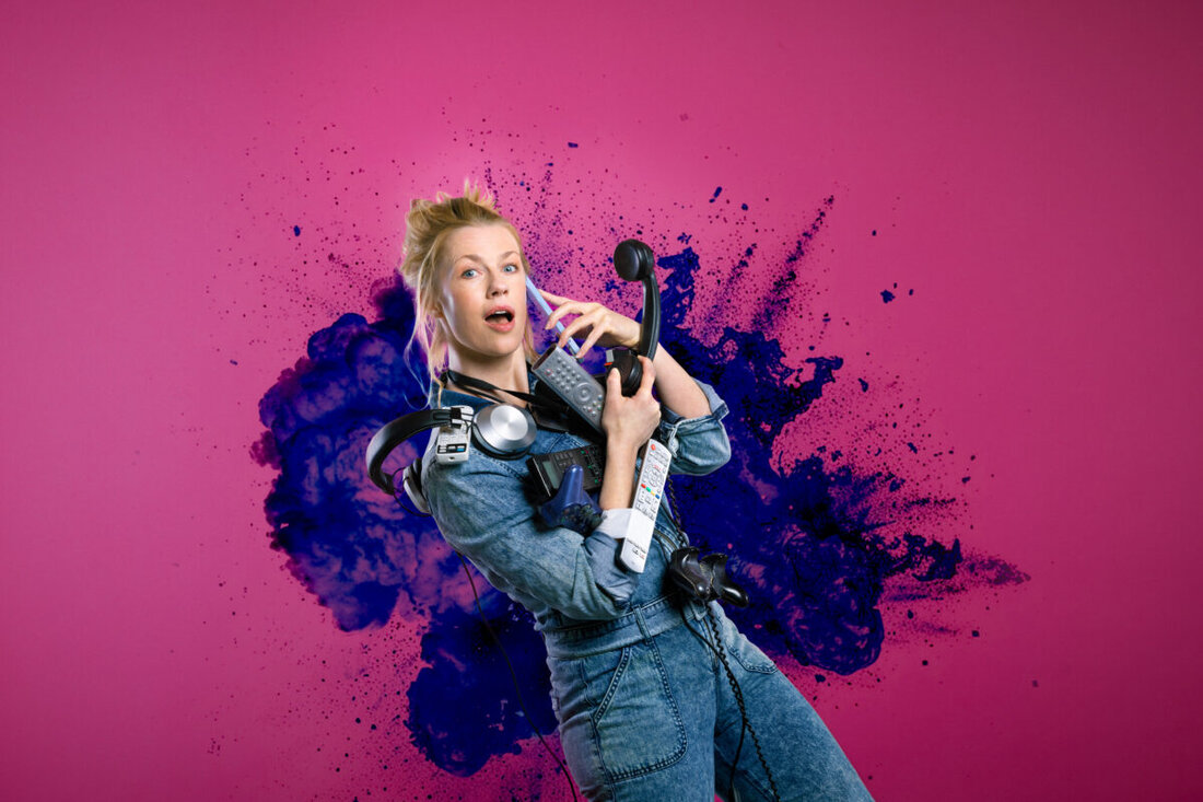 Amberg. Die Amberger Lach-Nacht ist mittlerweile im 13. Jahr fester Bestandteil im Kalender für Kabarettveranstaltungen in Amberg. Am Mittwoch, den 15. Oktober 2025, um 19.30 Uhr kommt Christine Eixenberger mit ihrem Programm „Volle Kontrolle“ auf die Bühne des Stadttheaters.