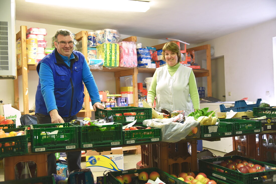 Neustadt/WN. Jeder Neustädter fährt mehrmals am Tag daran vorbei. Viele kaufen dort gerne ein. Die Rede ist vom letzten Tante Emma Laden in Neustadt – Lebensmittel Kraft. Ein Blick hinter die [&hellip;]
