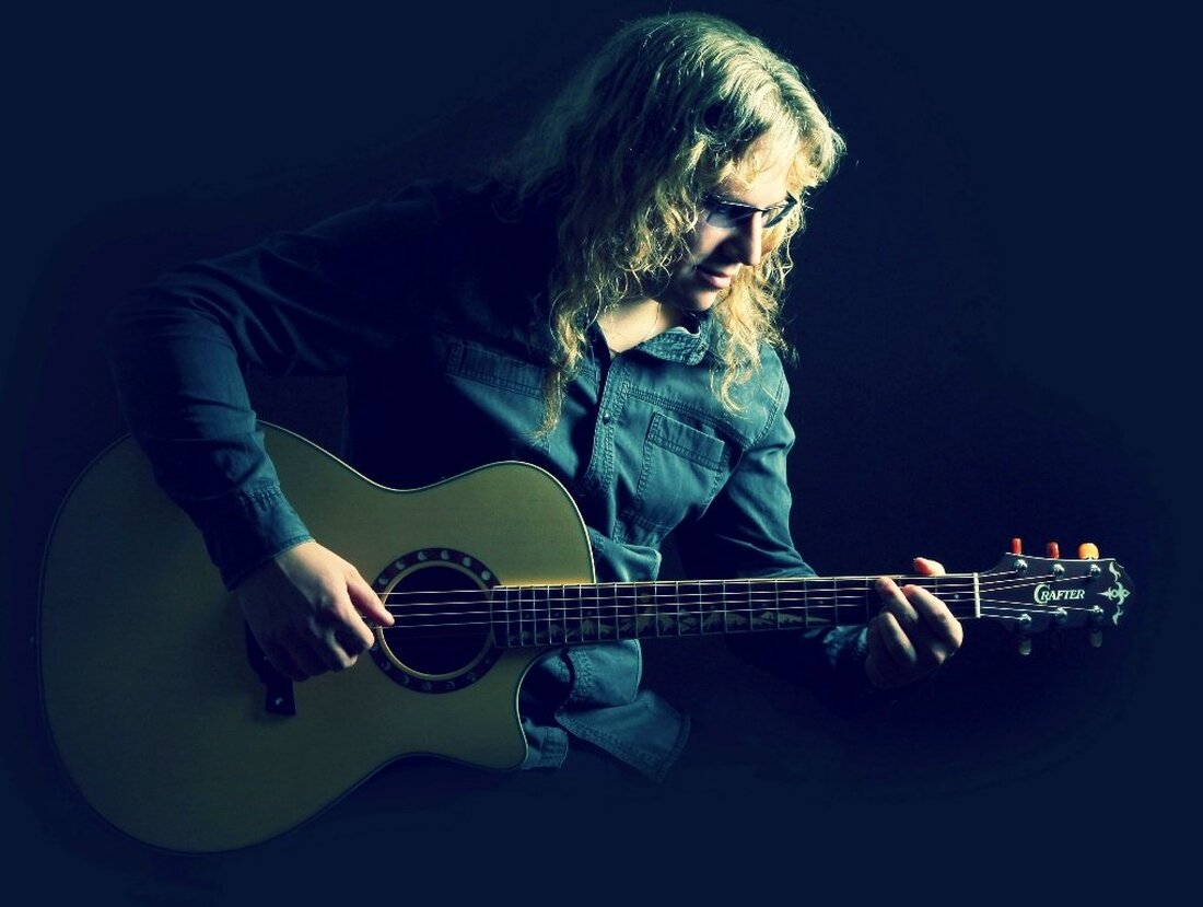 Luhe. M.K. unplugged – das ist Mathias „Lemmy“ Kiener, früher Mitglied bei „AC/DX.“ und „Roxxess”, der nun auf Solopfaden unterwegs ist. Im „349er – House of Rock/Bar &amp; Musik“ am [&hellip;]