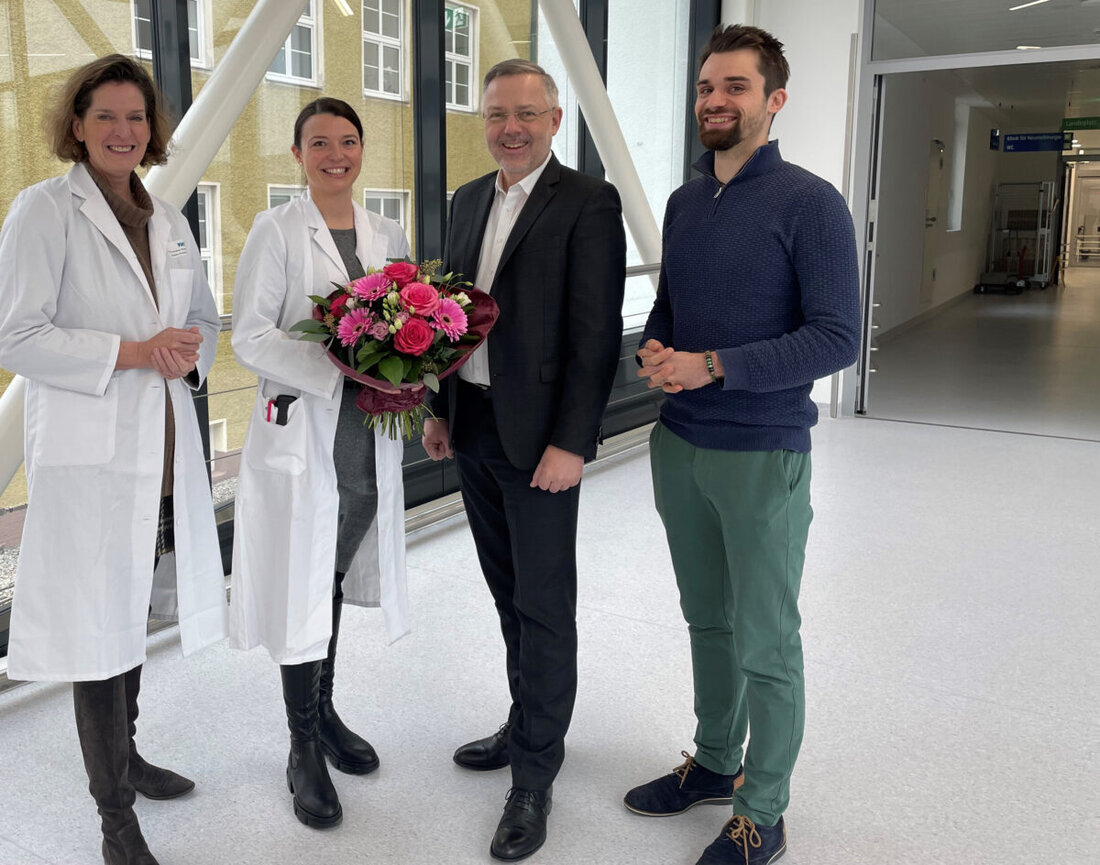 Weiden. Lena Meier ist neue Leiterin der Klinikapotheke der Kliniken Nordoberpfalz AG, folgt auf Dr. Werner Speckner. Sie übernimmt Verantwortung für 17 Mitarbeiterinnen und Mitarbeiter.