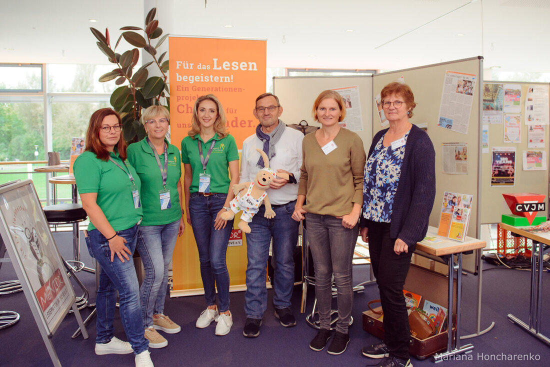 Amberg. Von der Stadt massiv unterstütztes ehrenamtliches Engagement hat in Amberg bereits eine lange Tradition und einen hohen Stellenwert. Ein immer wichtiger werdendes Segment dieser Freiwilligeneinsätze ist die Lesepatenschaft.