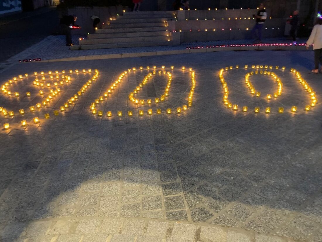 Leuchtenberg. Zum Jubiläum erstrahlten 3000 Lichter, über 1000 Gäste genossen Samba-Klänge und ein großes Feuerwerk.