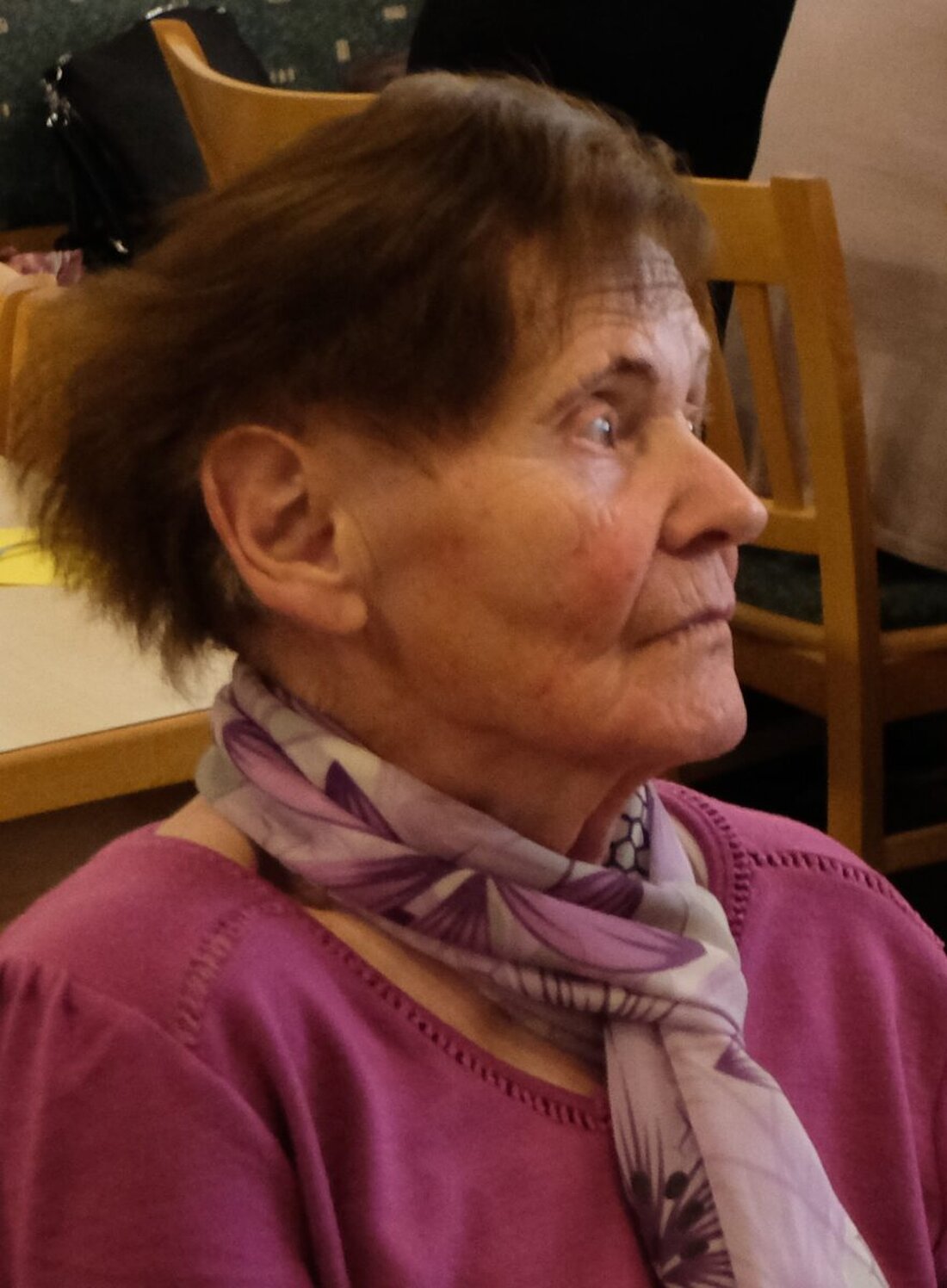 Floss. Liesbeth Zuber aus Floss feierte ihren 85. Geburtstag umgeben von ihrer Familie. Sie ist bekannt für ihr Engagement in lokalen Seniorenkreisen und ihre Liebe zur Gartenpflege.