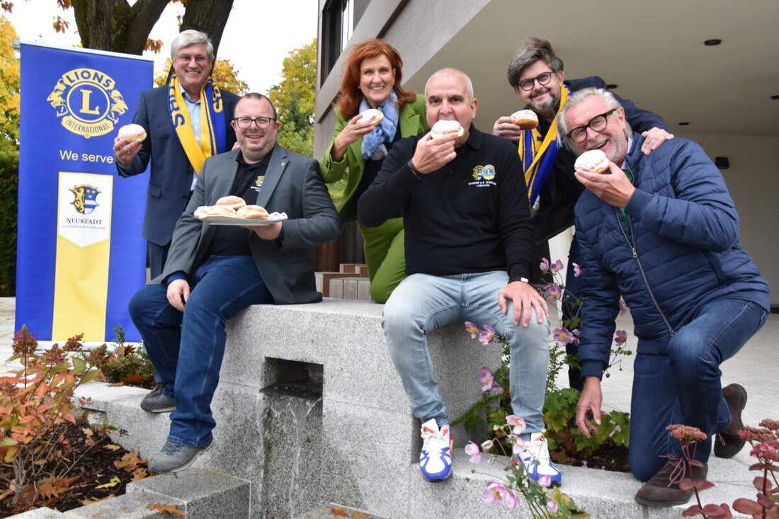 Neustadt/WN. Süße Füllung mit herzlicher Botschaft: Der Lions Club Neustadt/WN Lobkowitz verbindet den Faschingsstart mit Charity.