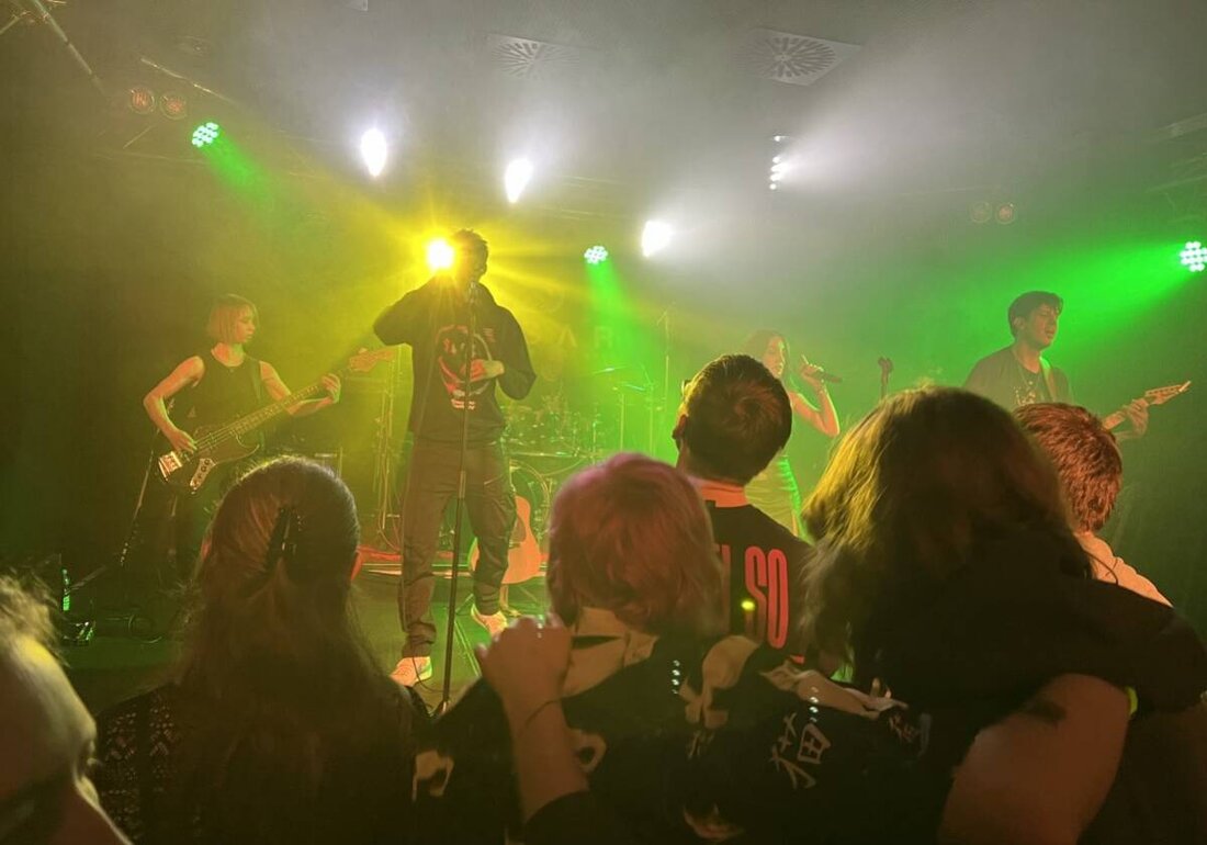 Weiden.
Der Veranstalter SALUTE - Rockmusik- und Veranstaltungsclub lädt im Salute Club in Weiden zu einem energiegeladenen Abend ein, der mit Herzblut organisiert ist und die lokale Rockszene stärkt.
Sichern Sie sich Ihr Ticket auf okticket.de und erleben Sie den Salute Club als pulsierenden Treffpunkt für Musikfans.