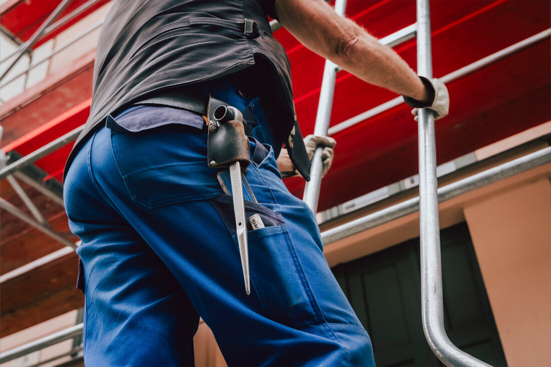 Weiden. In der Nordoberpfalz steigen die Löhne für Gerüstbauer in den Regionen Tirschenreuth, Weiden und Landkreis Neustadt/WN. Die IG BAU Oberpfalz kündigt höhere Einkommen für Beschäftigte auf dem Gerüst ab November an.