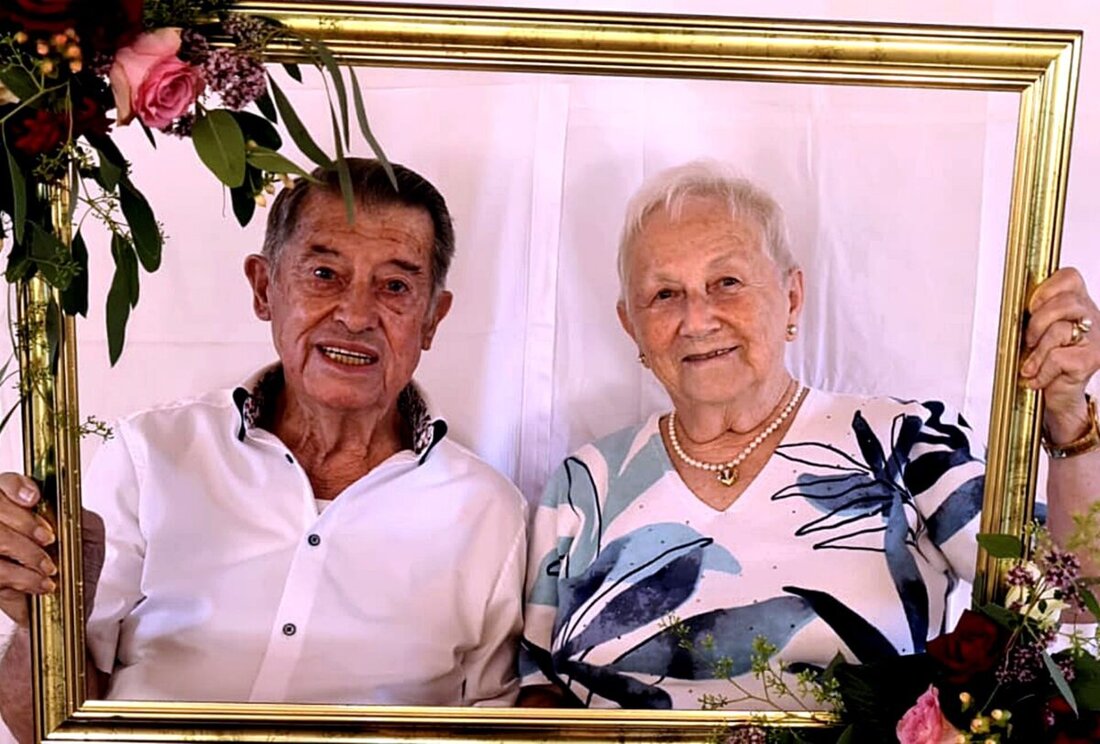 Weiden. Mit Familie, Freunden und vielen Wegbegleitern feierte Lore Leitmeier-Moser ihren 80. Geburtstag in der Almhütte. Seit Jahrzehnten prägt sie das Ehrenamt und wurde mit dem Ehrenzeichen des Ministerpräsidenten geehrt.